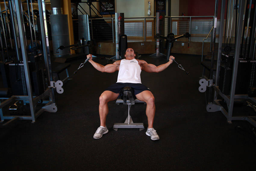 Chest Fly Incline (Cable)