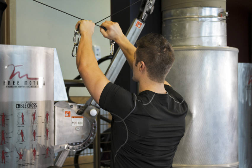 Reverse Fly Single-Arm (Cable)