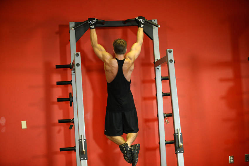 Side-To-Side Chin-Up