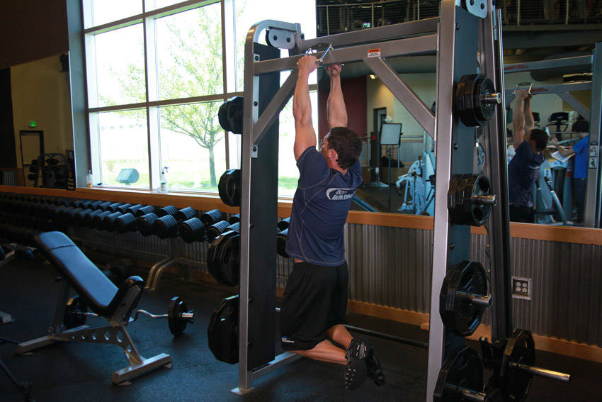 V-Bar Pull-Up